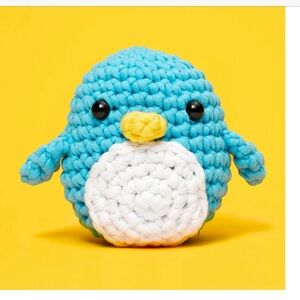 Crochet Kit. Contains all parts including extra. See photos.